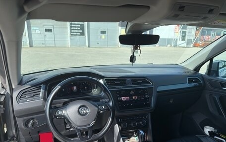 Volkswagen Tiguan II, 2020 год, 3 000 000 рублей, 6 фотография