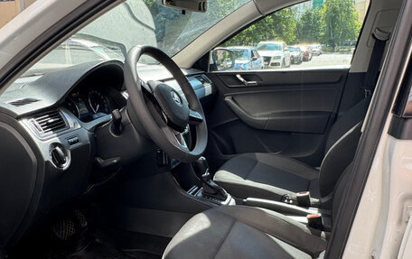 Skoda Rapid I, 2014 год, 1 300 000 рублей, 13 фотография