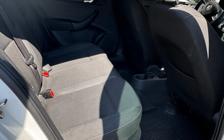 Skoda Rapid I, 2014 год, 1 300 000 рублей, 16 фотография