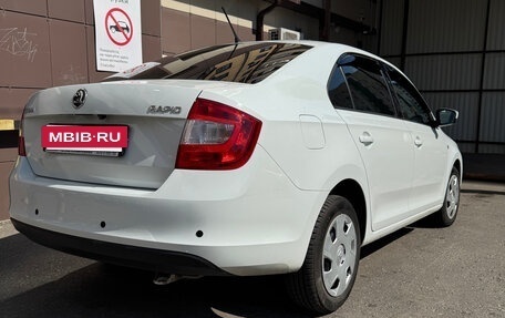 Skoda Rapid I, 2014 год, 1 300 000 рублей, 4 фотография