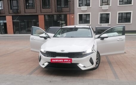 KIA K5, 2021 год, 1 780 000 рублей, 6 фотография