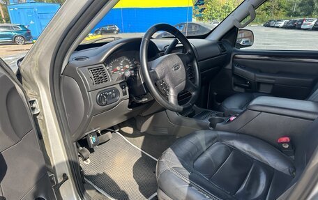 Ford Explorer III, 2005 год, 700 000 рублей, 6 фотография