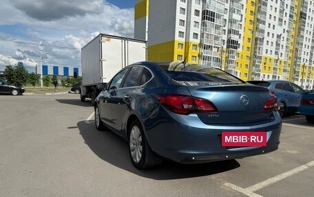 Opel Astra J, 2013 год, 895 000 рублей, 8 фотография