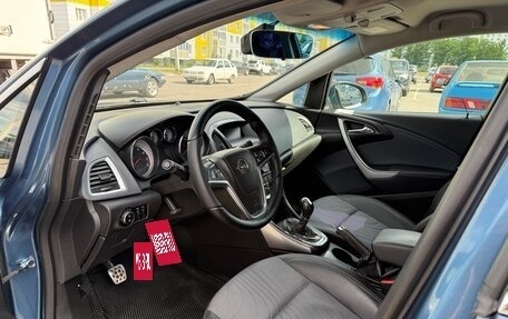 Opel Astra J, 2013 год, 895 000 рублей, 11 фотография