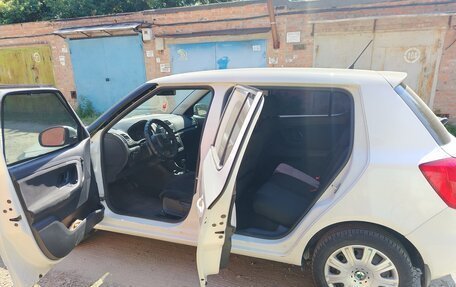 Skoda Fabia II, 2011 год, 630 000 рублей, 14 фотография