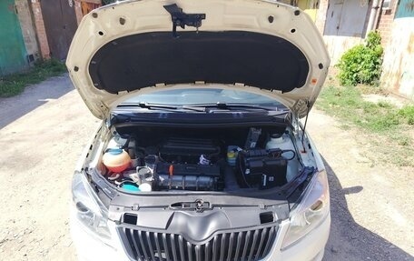 Skoda Fabia II, 2011 год, 630 000 рублей, 23 фотография
