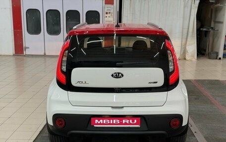 KIA Soul II рестайлинг, 2018 год, 1 789 000 рублей, 4 фотография