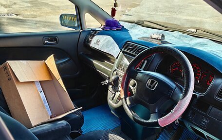 Honda Stream I рестайлинг, 2002 год, 600 000 рублей, 12 фотография