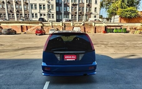 Honda Stream I рестайлинг, 2002 год, 600 000 рублей, 3 фотография