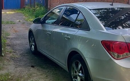 Chevrolet Cruze II, 2010 год, 620 000 рублей, 5 фотография