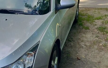Chevrolet Cruze II, 2010 год, 620 000 рублей, 6 фотография