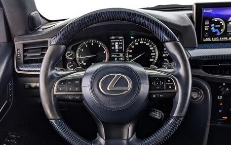 Lexus LX III, 2019 год, 8 975 000 рублей, 34 фотография