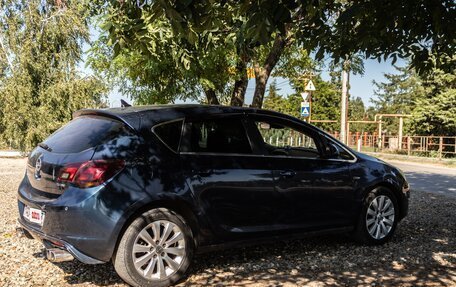 Opel Astra J, 2010 год, 670 000 рублей, 5 фотография