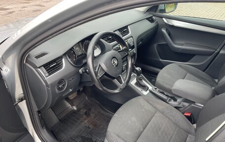 Skoda Octavia, 2015 год, 1 350 000 рублей, 8 фотография