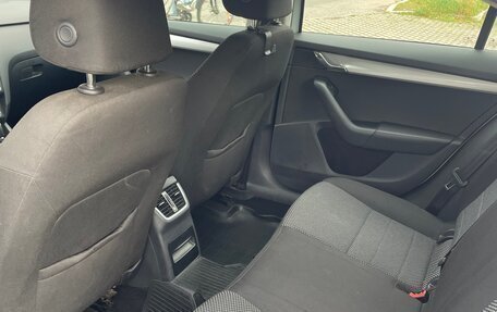 Skoda Octavia, 2015 год, 1 350 000 рублей, 10 фотография