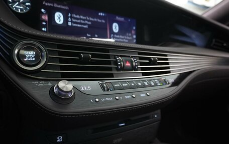 Lexus LS IV, 2018 год, 4 499 999 рублей, 18 фотография