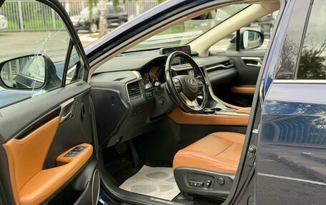 Lexus RX IV рестайлинг, 2019 год, 3 890 000 рублей, 12 фотография