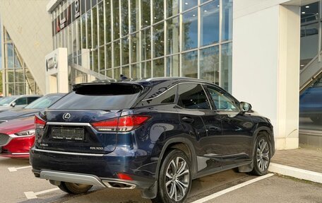 Lexus RX IV рестайлинг, 2019 год, 3 890 000 рублей, 7 фотография