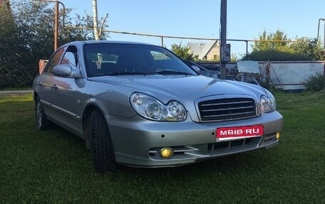 Hyundai Sonata IV рестайлинг, 2004 год, 385 000 рублей, 1 фотография