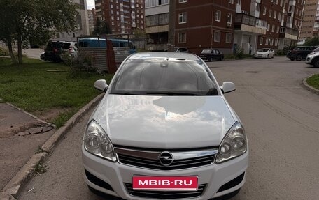 Opel Astra H, 2013 год, 620 000 рублей, 1 фотография