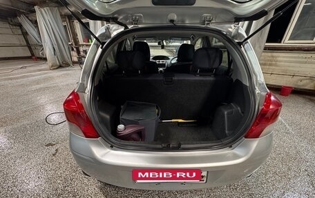 Toyota Vitz, 2010 год, 550 000 рублей, 11 фотография