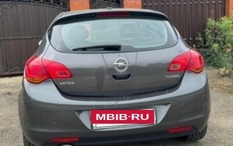 Opel Astra J, 2011 год, 530 000 рублей, 8 фотография