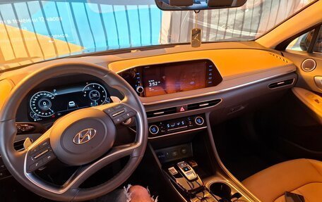 Hyundai Sonata VIII, 2022 год, 2 800 000 рублей, 7 фотография