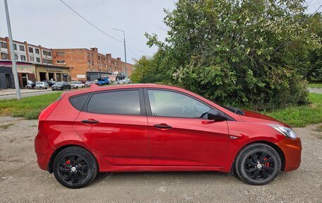 Hyundai Solaris II рестайлинг, 2013 год, 550 000 рублей, 4 фотография