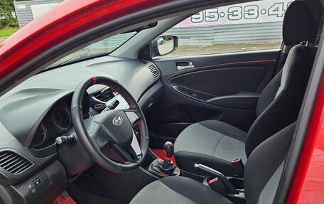 Hyundai Solaris II рестайлинг, 2013 год, 550 000 рублей, 9 фотография