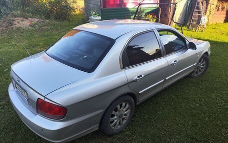 Hyundai Sonata IV рестайлинг, 2004 год, 385 000 рублей, 6 фотография