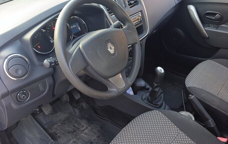 Renault Logan II, 2014 год, 795 000 рублей, 17 фотография