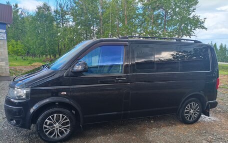Volkswagen Caravelle T5, 2009 год, 1 740 000 рублей, 4 фотография