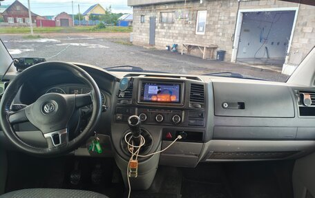 Volkswagen Caravelle T5, 2009 год, 1 740 000 рублей, 5 фотография