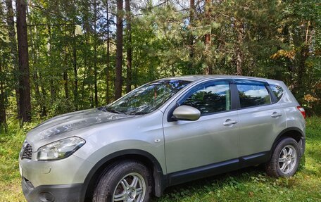 Nissan Qashqai, 2013 год, 880 000 рублей, 2 фотография