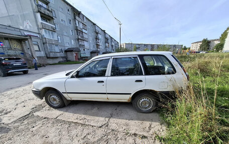 Nissan Wingroad I, 1997 год, 60 000 рублей, 5 фотография