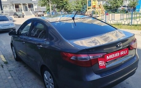 KIA Rio III рестайлинг, 2013 год, 850 000 рублей, 3 фотография