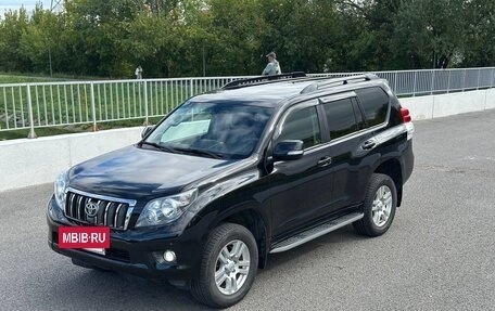 Toyota Land Cruiser Prado 150 рестайлинг 2, 2013 год, 2 625 000 рублей, 2 фотография