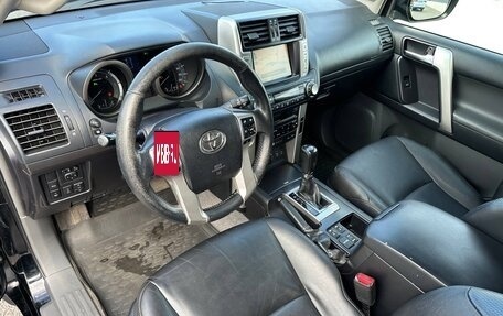 Toyota Land Cruiser Prado 150 рестайлинг 2, 2013 год, 2 625 000 рублей, 8 фотография
