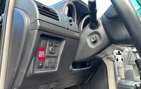 Toyota Land Cruiser Prado 150 рестайлинг 2, 2013 год, 2 625 000 рублей, 15 фотография