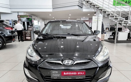 Hyundai Solaris II рестайлинг, 2012 год, 850 000 рублей, 2 фотография