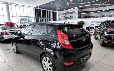 Hyundai Solaris II рестайлинг, 2012 год, 850 000 рублей, 8 фотография
