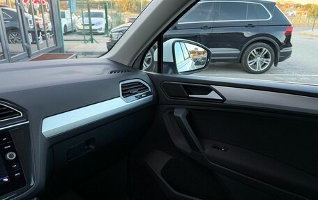 Volkswagen Tiguan II, 2017 год, 2 170 000 рублей, 25 фотография