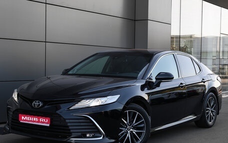 Toyota Camry, 2021 год, 2 998 000 рублей, 1 фотография