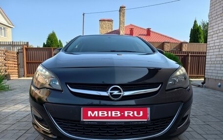 Opel Astra J, 2014 год, 800 000 рублей, 1 фотография