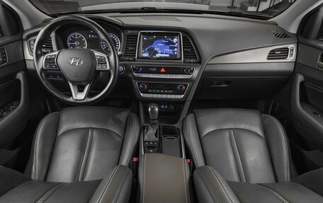 Hyundai Sonata VII, 2017 год, 1 699 000 рублей, 10 фотография