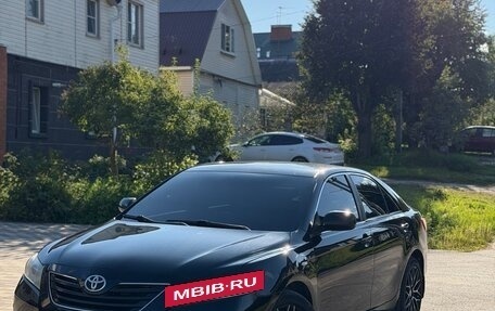 Toyota Camry, 2008 год, 705 000 рублей, 2 фотография
