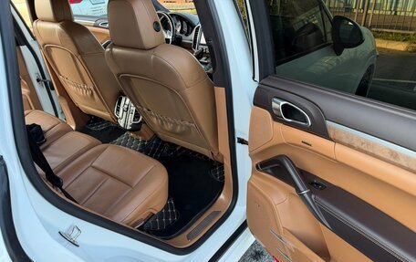Porsche Cayenne III, 2012 год, 2 000 000 рублей, 19 фотография