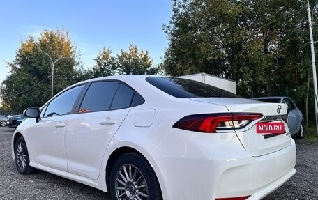 Toyota Corolla, 2022 год, 1 850 000 рублей, 4 фотография