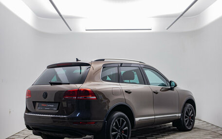 Volkswagen Touareg III, 2011 год, 1 670 000 рублей, 5 фотография