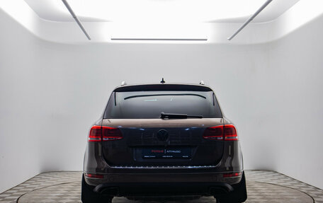Volkswagen Touareg III, 2011 год, 1 670 000 рублей, 6 фотография